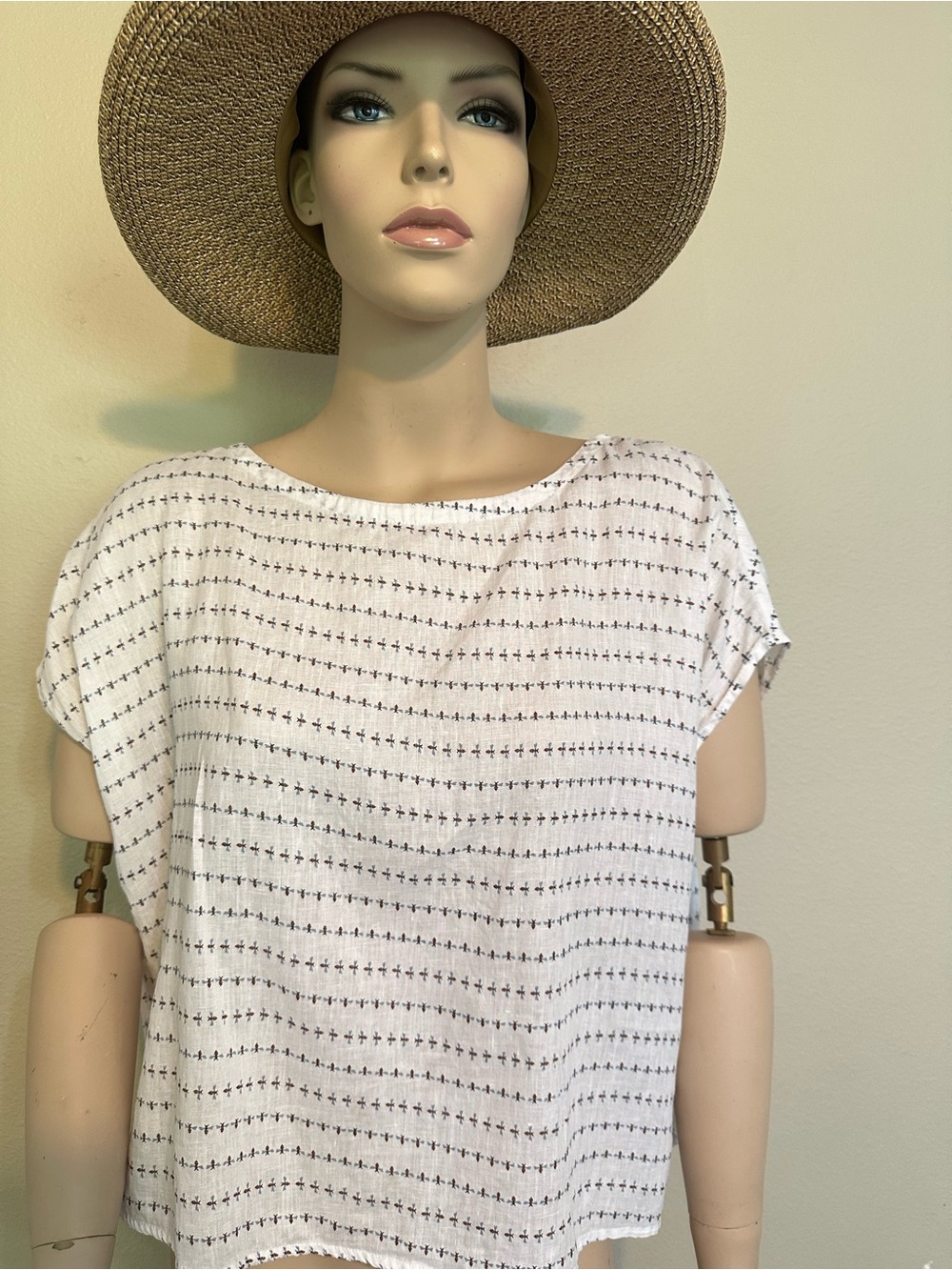 Cynthia Rowley 100% Linen Printed Button Back Top M